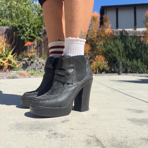 Urban Outfitters Shoes - Heels